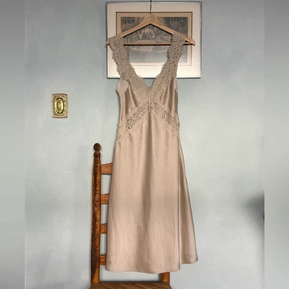 Hansen & Gretel Satin Lace Dress